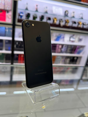 iPhone 7 32GB Unlocked Pre-owned