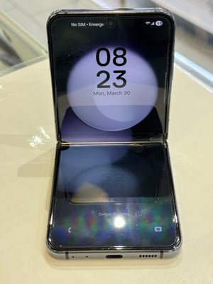Samsung ZFlip 5 256GB Parts Only