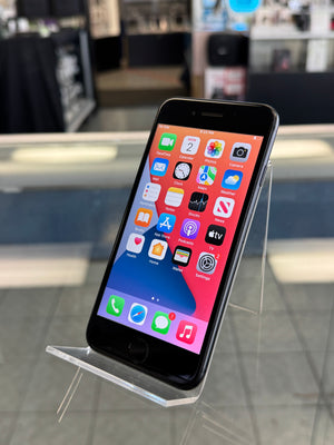 iPhone 7 32GB Unlocked Pre-owned