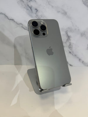 iPhone 15 Pro Max 256GB Unlocked Pre-owned