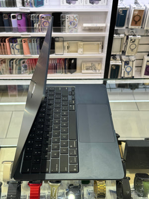 MacBook Air 13" 2025 M4 16GB 256GB