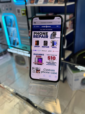 iPhone 11 Pro 64GB AT&T Pre-owned