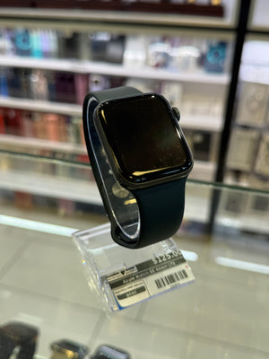 Apple Watch SE 44mm LTE Pre-owned