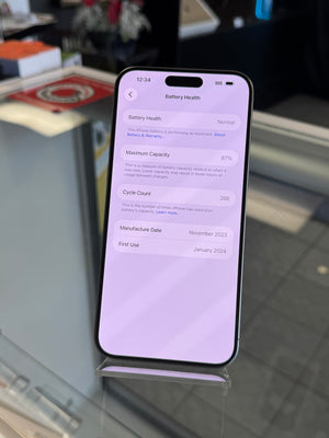 iPhone 15 Pro Max 256GB Unlocked Pre-owned