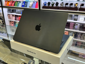 Macbook Air 13 2022 M2 16GB 256GB Pre-owned