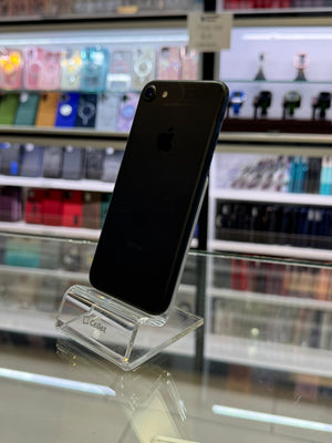 iPhone 7 32GB Unlocked Pre-owned