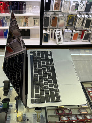 Macbook Pro 13 M1 8GB 256GB Pre-owned