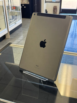 Silver Apple iPad pro on display 