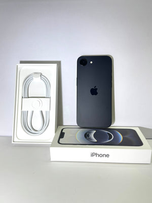 iPhone 16e 128gb AT&T Pre-owned