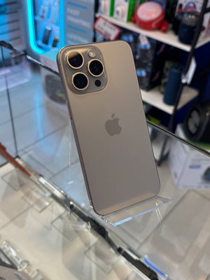 iPhone 15 Pro Max 256GB Unlocked Pre-owned