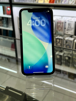 iPhone 11 64GB Boost Mobile Pre-owned