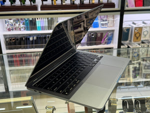 MacBook Pro 13 M1 16GB 256GB Pre-owned