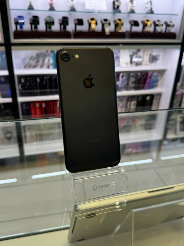 iPhone 7 32GB Unlocked Pre-owned