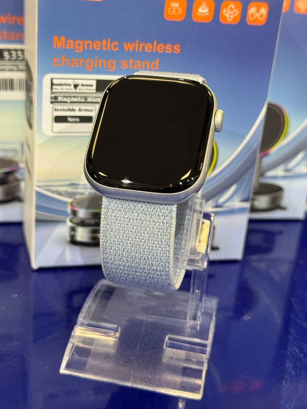 Smartwatch with a gray band 