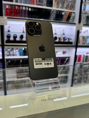 iPhone 15 Pro Max 256GB Unlocked Pre-owned