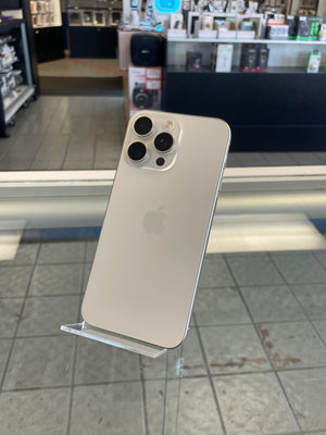 iPhone 15 Pro Max 256GB Unlocked Pre-owned