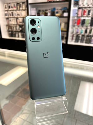 OnePlus 9 Pro 256GB Unlocked Pre-owned