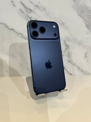 iPhone 17 Pro Max 256GB Unlocked Pre-owned