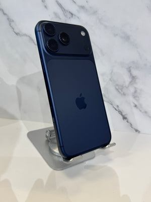 iPhone 17 Pro Max 256GB Unlocked Pre-owned