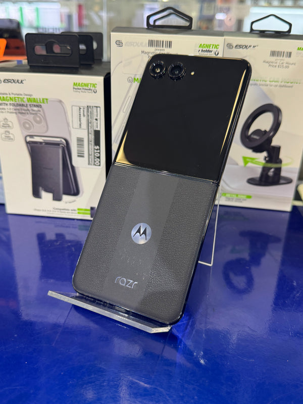Moto Razr 2024 256GB AT&T Pre-owned