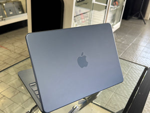 Macbook Neo A18 Pro 8GB 256GB Pre-owned