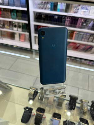 Moto E 32GB Metro PCS Pre-owned