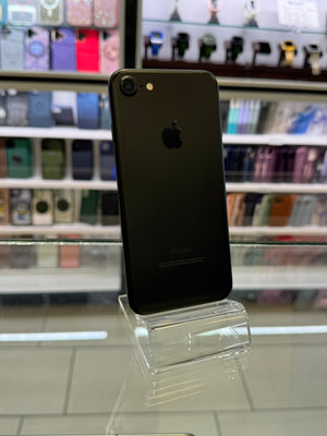 iPhone 7 32GB Unlocked Pre-owned