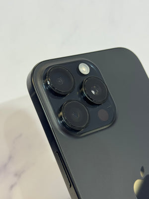 iPhone 16 Pro Max 256GB Unlocked Pre-owned