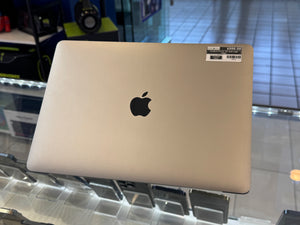 MacBook Pro 13" M1 2020 16gb 256gb Pre-owned