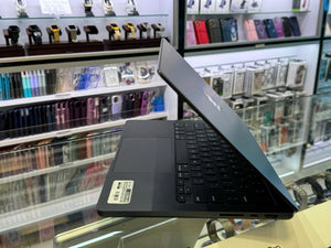 Macbook Pro 14 2024 16GB 512GB Pre-owned