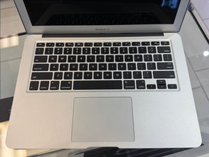 Macbook Air 13 2017 8GB 128GB Pre-owned