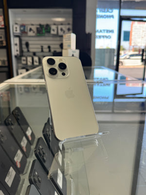 iPhone 15 Pro 256GB Unlocked Pre-owned