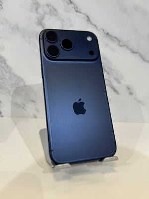iPhone 17 Pro Max 256GB Unlocked Pre-owned