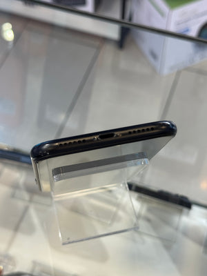 iPhone XR 64GB Unlocked Pre-Owned