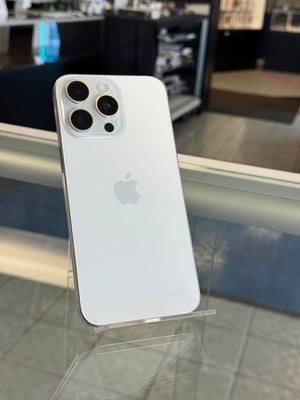 iPhone 15 Pro Max 256GB Unlocked Pre-owned