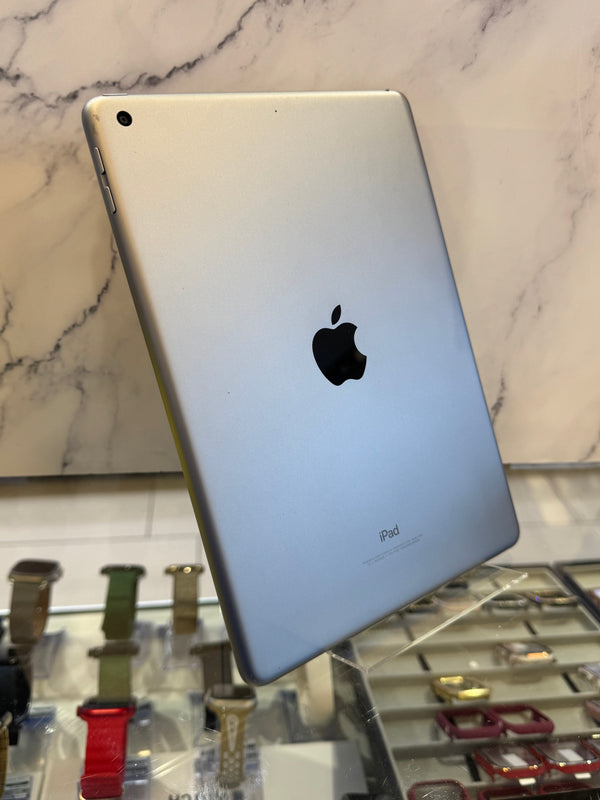 iPad 6th Gen 32gb WiFi Pre-owned