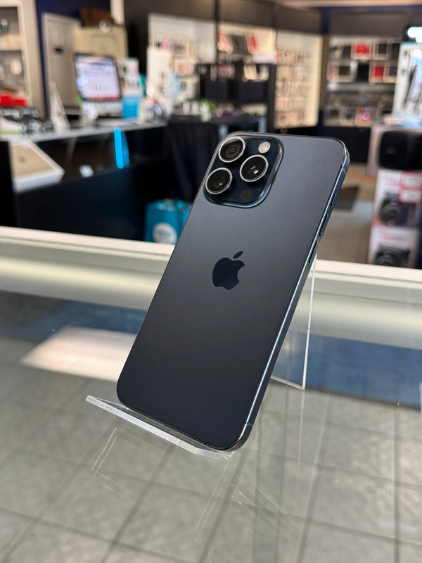 iPhone 15 Pro Max 256GB Unlocked Pre-owned