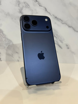 iPhone 17 Pro Max 256GB Unlocked Pre-owned