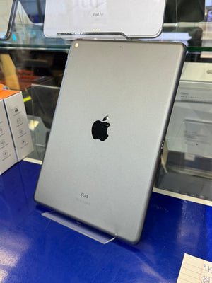 iPad 7th Gen 32GB WiFi Pre-owned