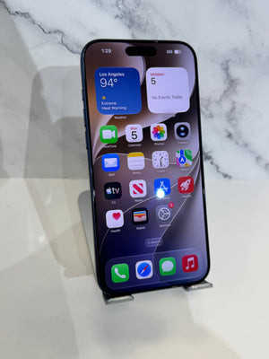 iPhone 17 Pro Max 256GB Unlocked Pre-owned