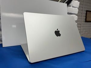 Macbook Air 15 M3 16GB 256GB Pre-owned