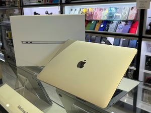 Macbook Air 13 M1 8GB 256GB
