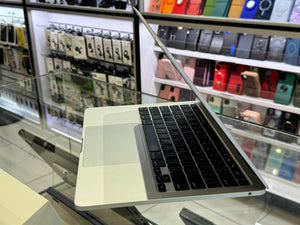 Macbook Pro 13 M1 8GB 256GB Pre-owned