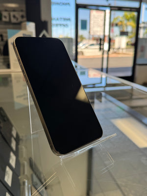 iPhone 15 Pro Max 256GB Unlocked Pre-owned