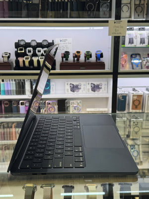 MacBook Air 13" 2025 M4 16GB 256GB