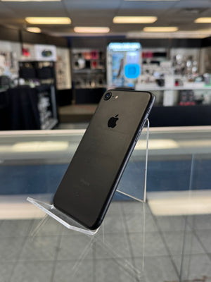iPhone 7 32GB Unlocked Pre-owned