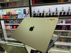 Macbook Air M2 2022 8GB 512GB Pre-owned