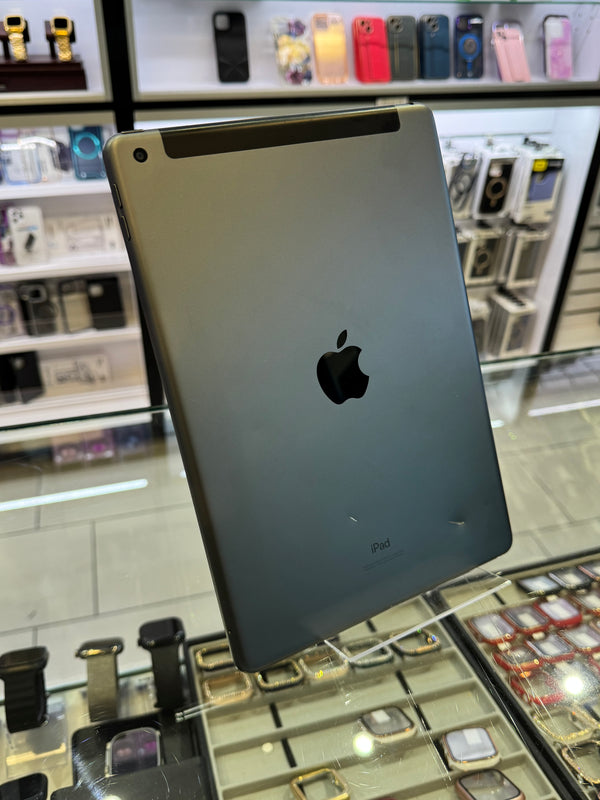 iPad 7 32GB LTE Pre-owned