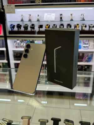 Samsung S25 128GB Cricket Pre-owned