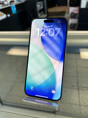 iPhone 15 Pro Max 256GB Unlocked Pre-owned